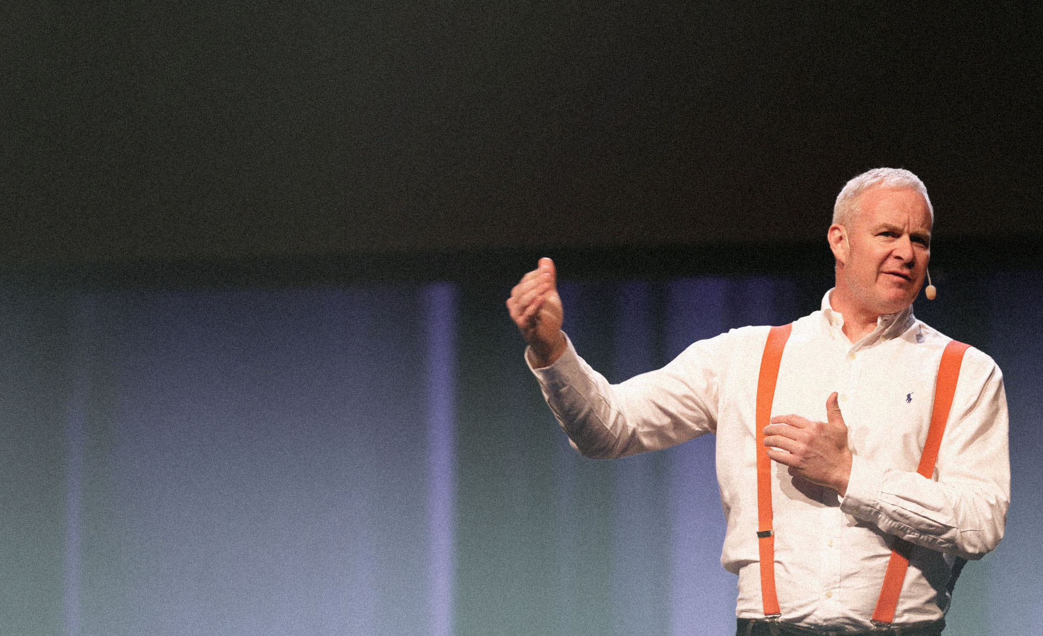 Hans Olsson på scen